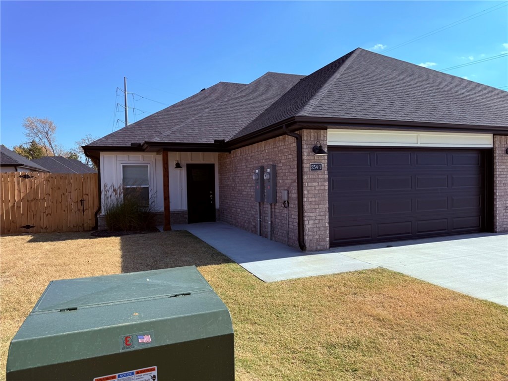 1 MONTH FREE with 12 month lease. New construction duplex in Farmington. 3 bedroom 2 bath. Large open living area. Kitchen features quartz counters and stainless appliances included refrigerator and over the range microwave. Master bedroom has double sink and large walk in closet. Covered patio and fence yard. Washer and dryer included. Lawncare is included. Pets negotiable with pet deposit and additional pet rent.
