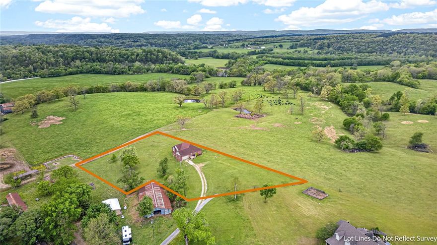 Hilltop living at its finest with breathtaking sunsets on 1.56 acres! This well-maintained home offers the perfect mix of comfort

space, and peaceful country charm. Inside you’ll find four bedrooms, two full baths, and a thoughtfully designed layout with spacious living area. Step outside and soak in the

natural beauty that surrounds you, with wide-open skies and serene views in every direction. Conveniently located near Lake Wedington and the Ozark National Forest, outdoor adventures are always close by. Peaceful, private, and move-in ready - this is country living done right!