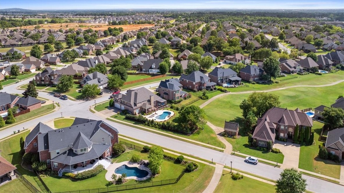 Shadow Valley Ph Ii Rogers - Residential