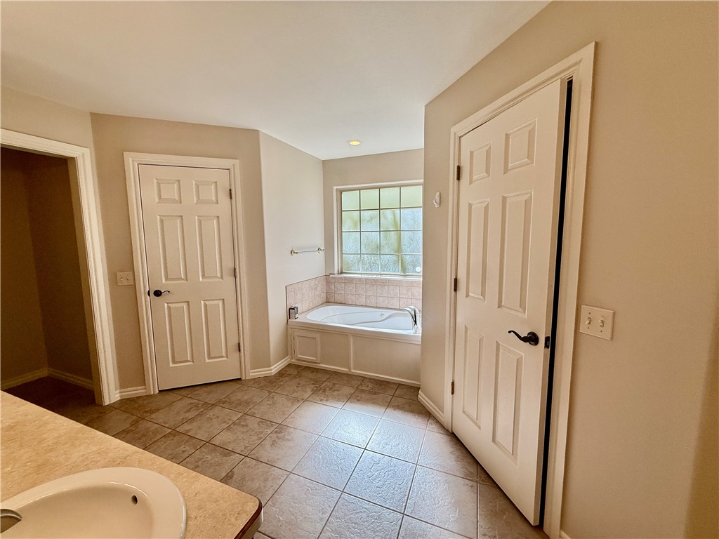 Sheppard Hills - Residential Lease