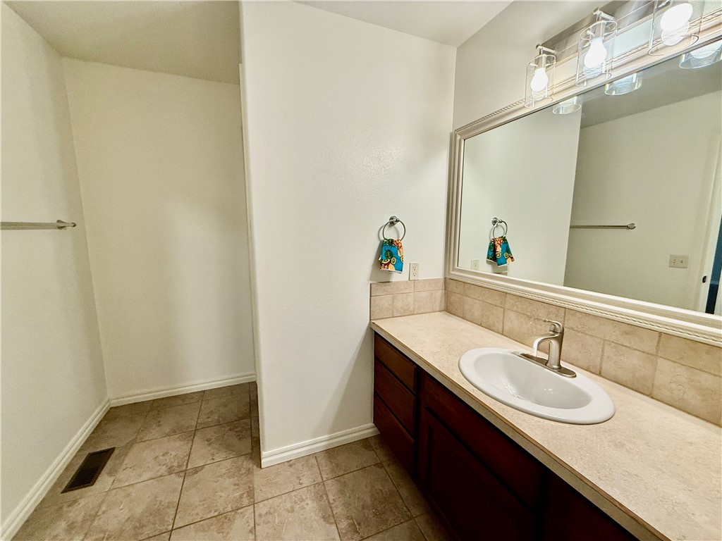 Sheppard Hills - Residential Lease