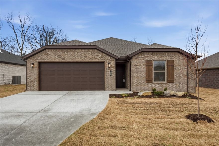 New construction home located in Phase 4 of Heritage Ranch in Siloam Springs. This single-level home, the “Leona” floor plan, features 3 bedrooms, 2 bathrooms, and a 2-car garage. The kitchen is equipped with 3 cm countertops and a Frigidaire Gallery appliance package. Additional features include full aluminum guttering, LED disk lighting in the main living areas, and fan/light kits in all bedrooms.

Situated in a desirable area close to all the small-town charm that Siloam Springs has to offer, this home blends quality finishes with a functional layout and convenient access to schools, parks, shopping, and community amenities.