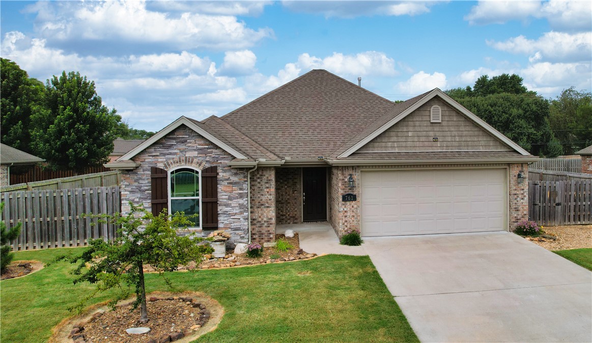 Charming, move-in ready gem in desirable Bellewood subdivision with Bentonville Schools! This welcoming 3-bed, 2-bath brick (w/ rock accents) home, built in 2017, features an open-concept living area & spacious granite bar-height countersāideal for casual meals, homework, or coffee with guests. Cathedral ceilings, cozy gas fireplace & abundant natural light elevate the space & add warmth. Enjoy the lovely landscaped, fenced backyard & covered patioāperfect for relaxing mornings or evening gatherings. Near Centertonās expanding downtown. McKissic Springs Park & Lake Centerton Loop offers walking, biking, fishing, & weekend fun. Prime locationāmake it yours today!