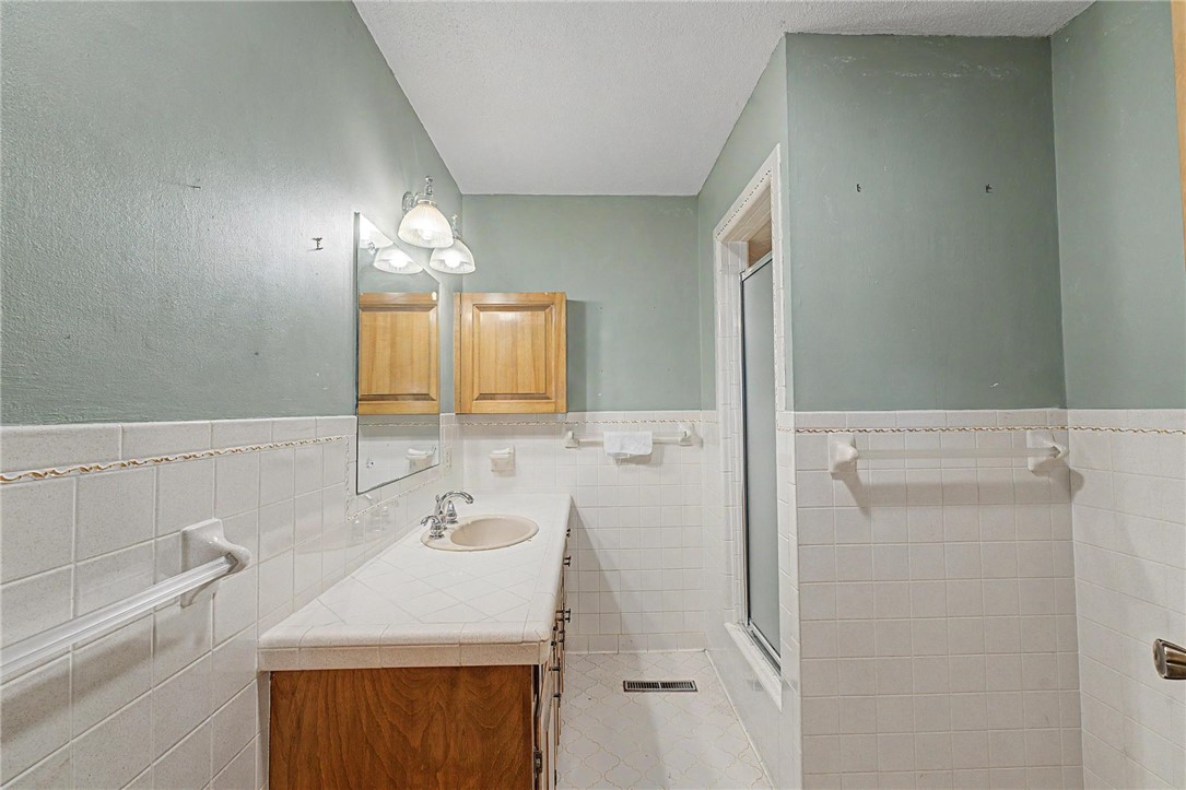 Demings 2nd Add Bentonville - Residential