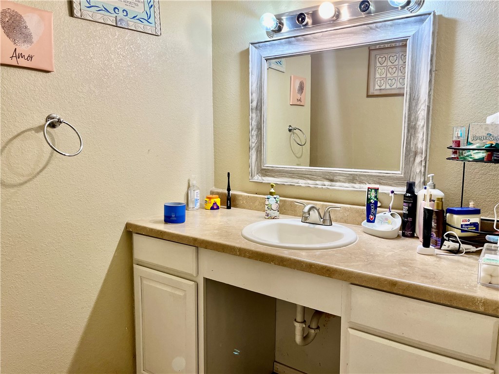 Rolling Oaks Sub Unit 2 Rogers - Residential