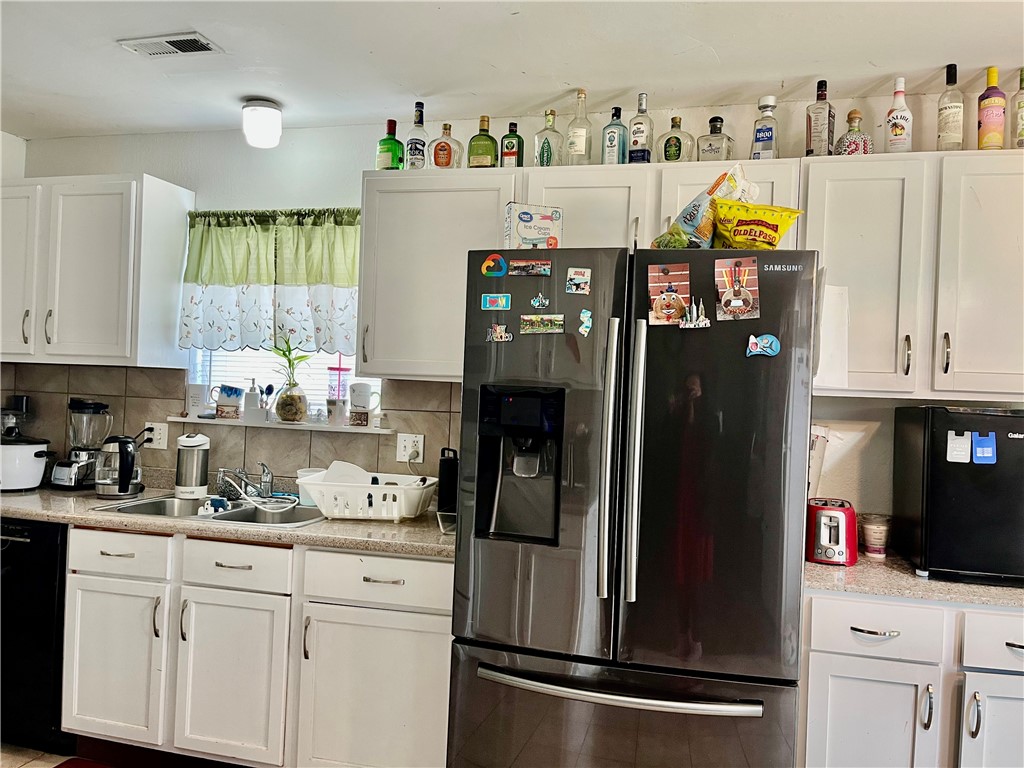 Rolling Oaks Sub Unit 2 Rogers - Residential