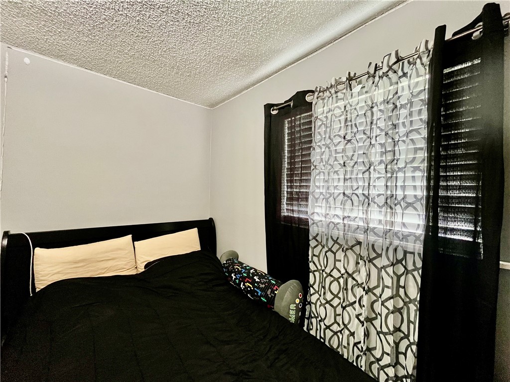Rolling Oaks Sub Unit 2 Rogers - Residential