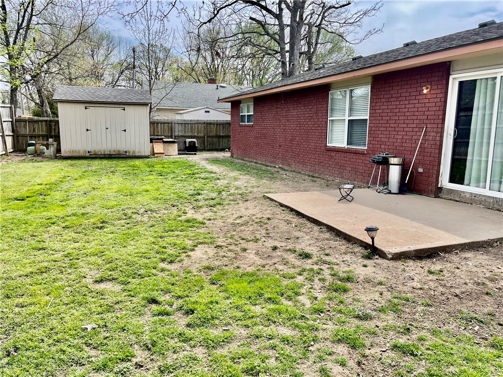 Rolling Oaks Sub Unit 2 Rogers - Residential