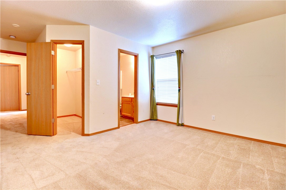 Walnut Crossing - Residential