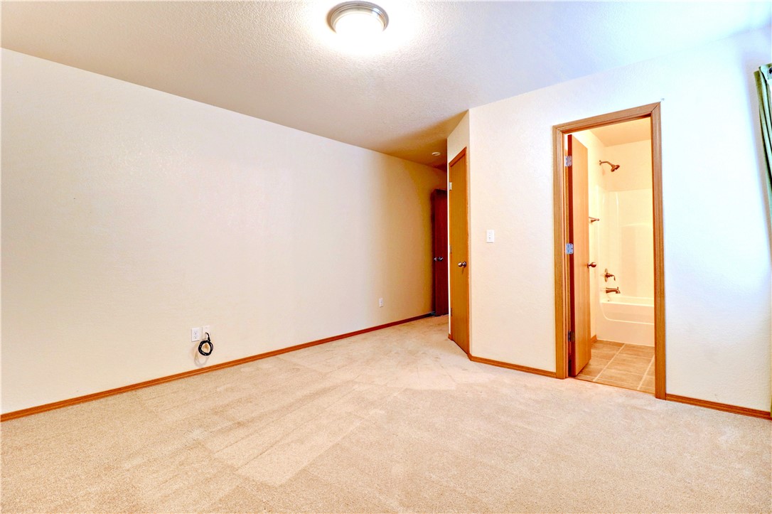 Walnut Crossing - Residential