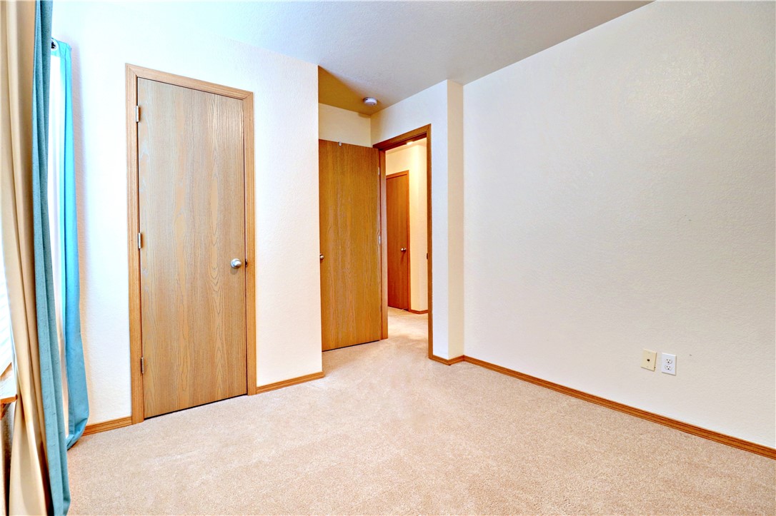 Walnut Crossing - Residential