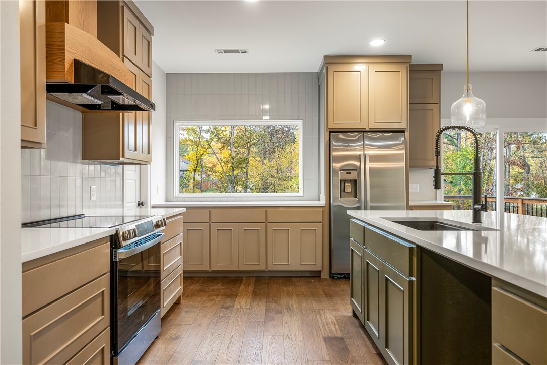 Stirling Sub Bvv - Residential