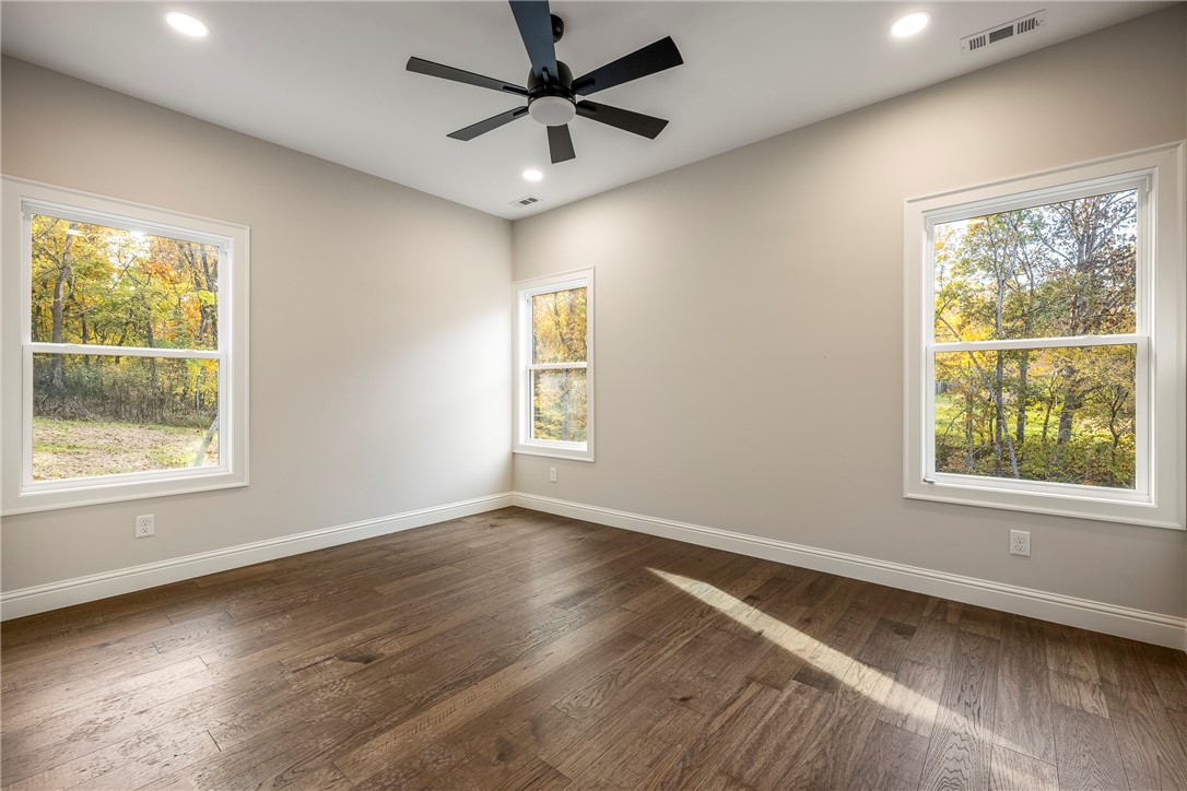 Stirling Sub Bvv - Residential