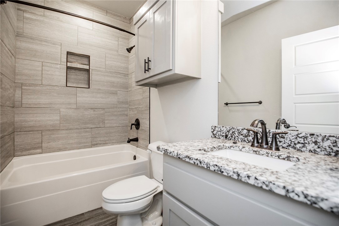 WILLOWBROOK FARMS SUB PH II-BENTONVILLE - Residential