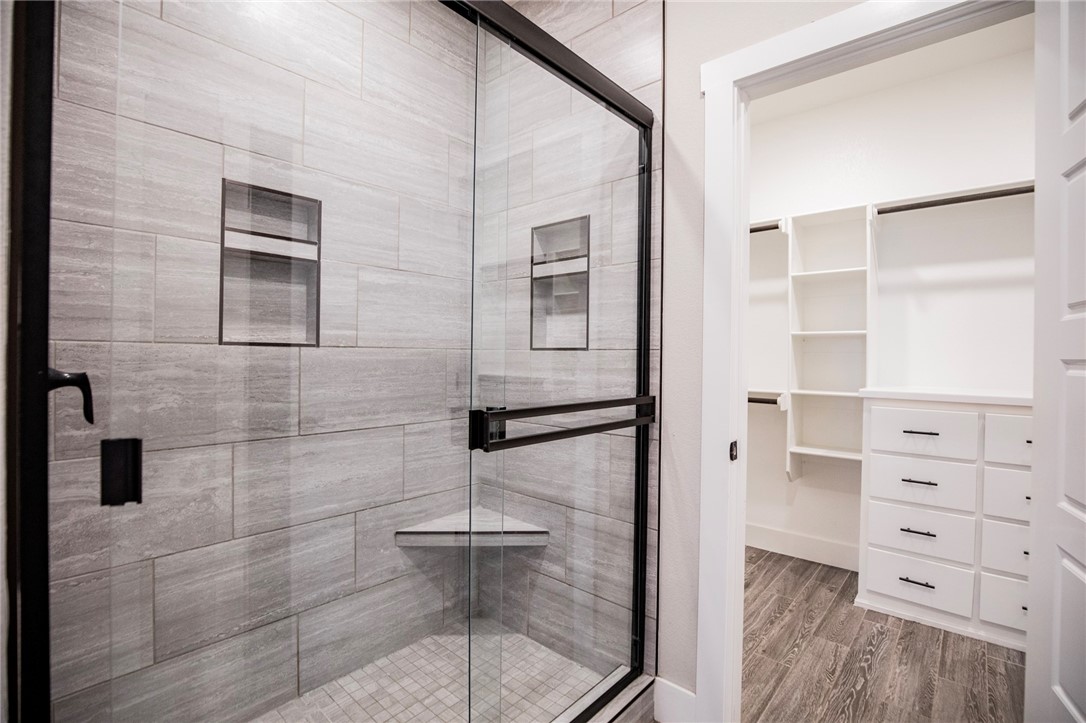 WILLOWBROOK FARMS SUB PH II-BENTONVILLE - Residential