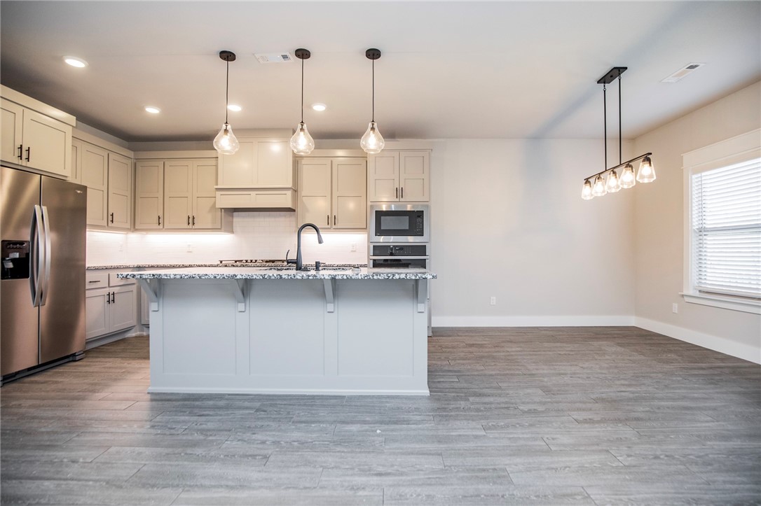 WILLOWBROOK FARMS SUB PH II-BENTONVILLE - Residential