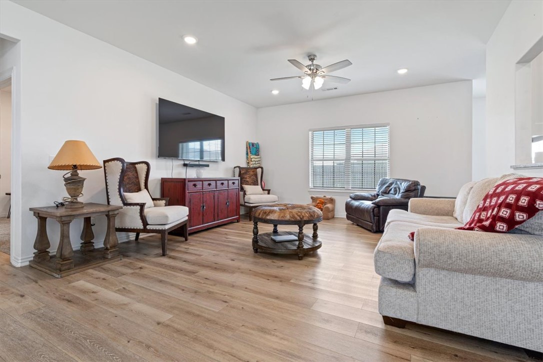 Grand Estates Ph 1 Gentry - Residential