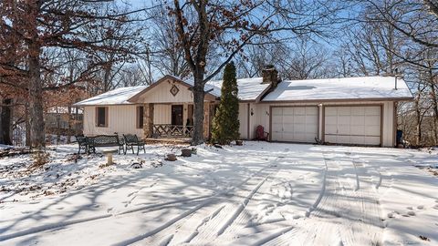 Single Family Residence in Bella Vista AR 31 Churchill Drive 48.jpg