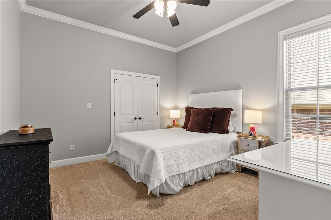 CHENAL VALLEY "BELLE VALLEE THE COURTS" - Residential