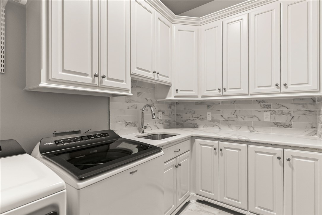 CHENAL VALLEY "BELLE VALLEE THE COURTS" - Residential