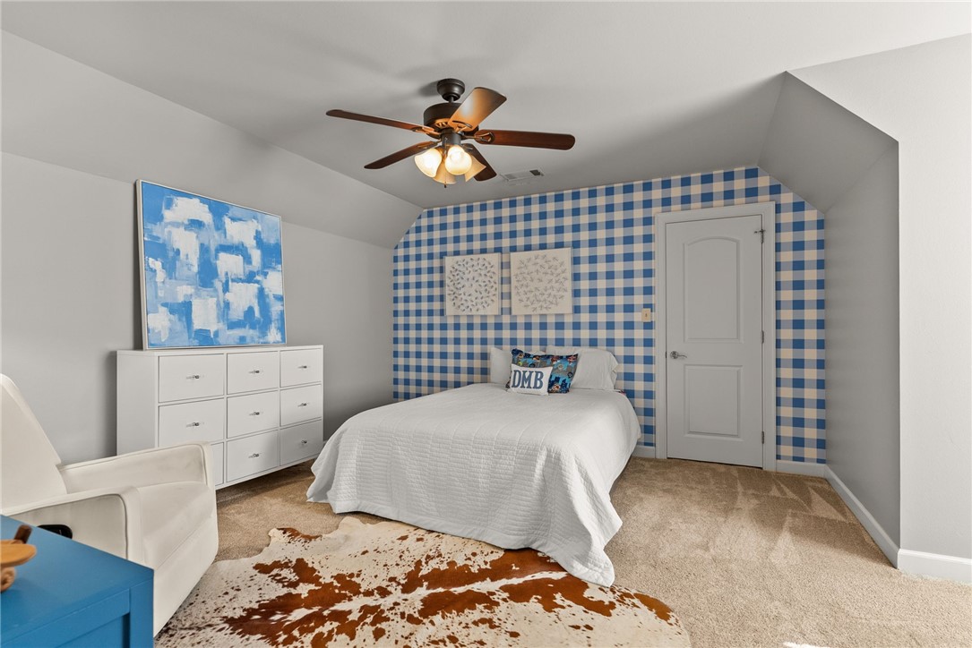 CHENAL VALLEY "BELLE VALLEE THE COURTS" - Residential