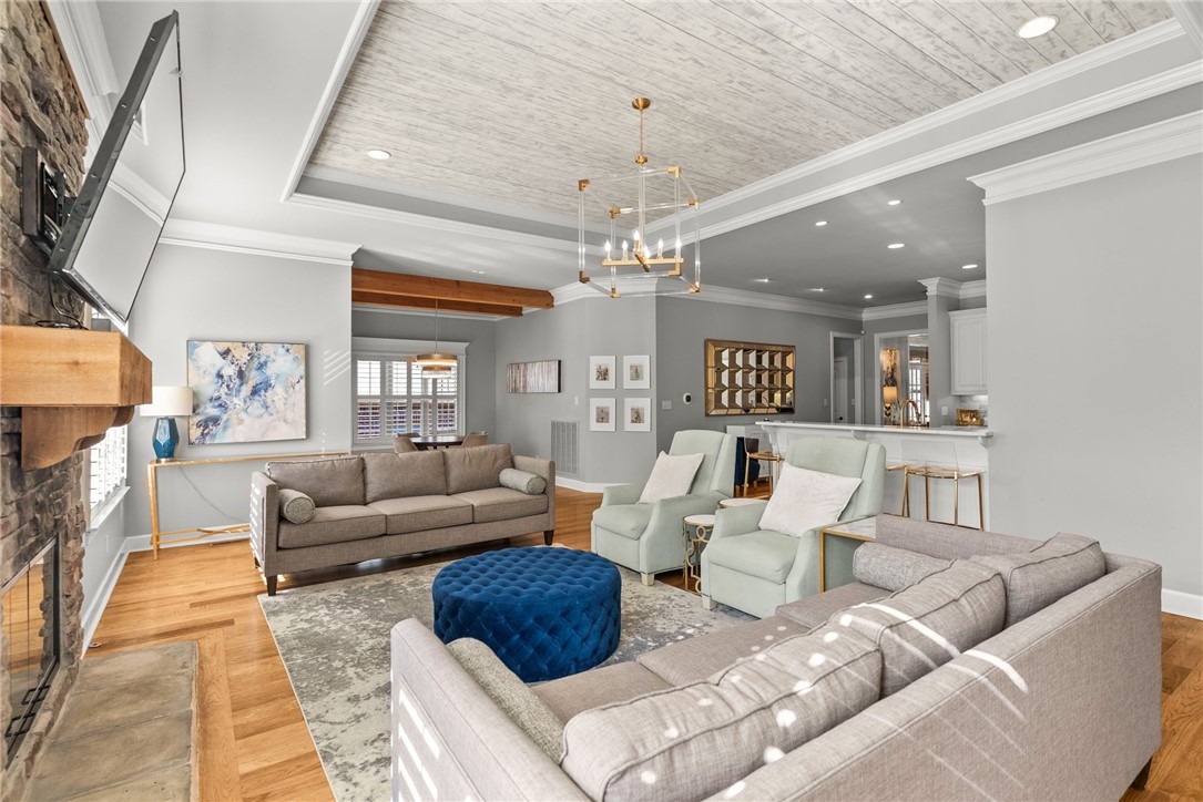 CHENAL VALLEY "BELLE VALLEE THE COURTS" - Residential