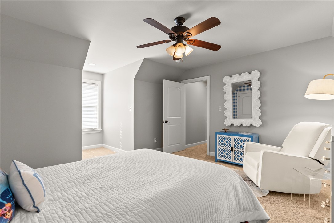 CHENAL VALLEY "BELLE VALLEE THE COURTS" - Residential