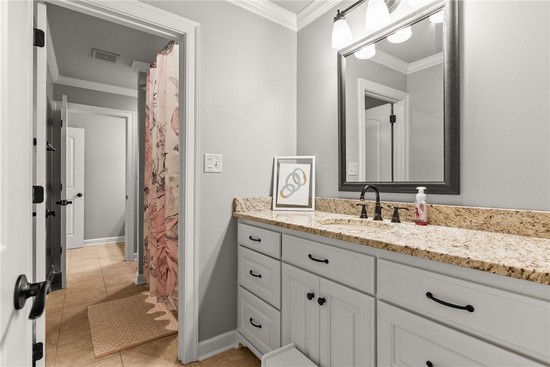 CHENAL VALLEY "BELLE VALLEE THE COURTS" - Residential