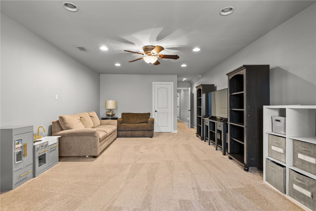 CHENAL VALLEY "BELLE VALLEE THE COURTS" - Residential