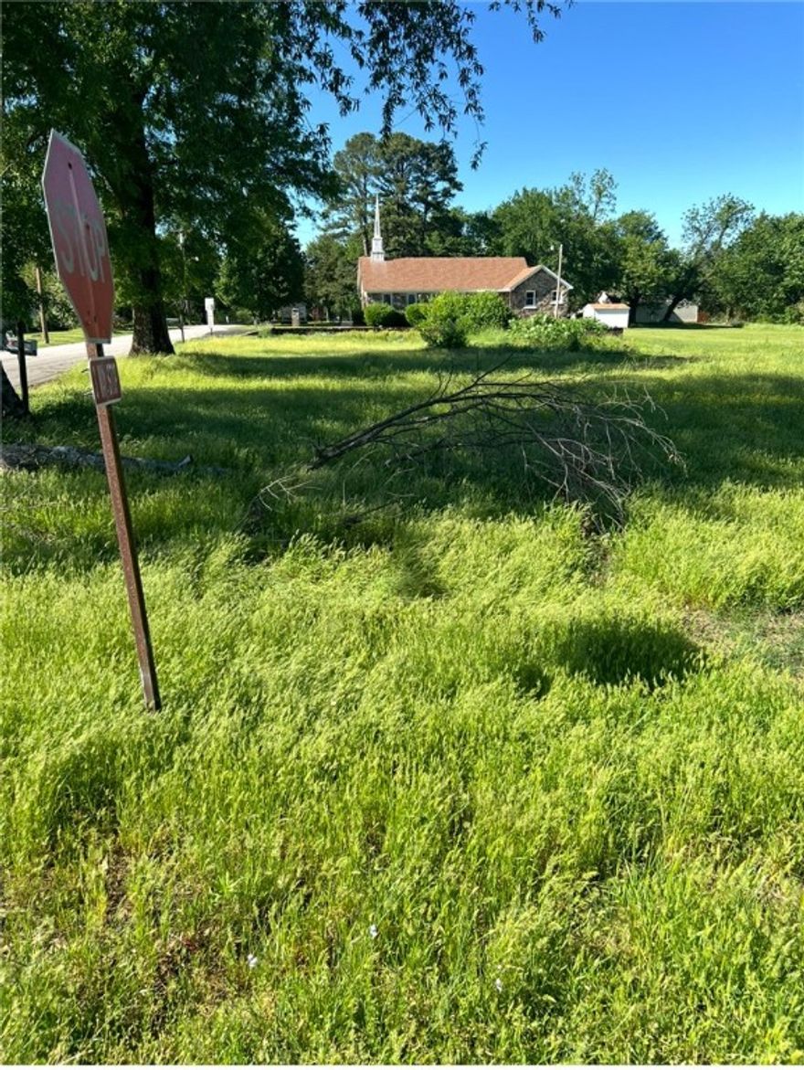 Great Opportunity! this spacious corner lot in the Heart of Altus offers endless potential. Whether you're 
looking to build your dream home or Duplex, this versatile property is a fantastic investment. 
Conveniently located on front  of Ozark Middle School provide  peaceful small- town living utilities are in the street making your buildings plan even easier!