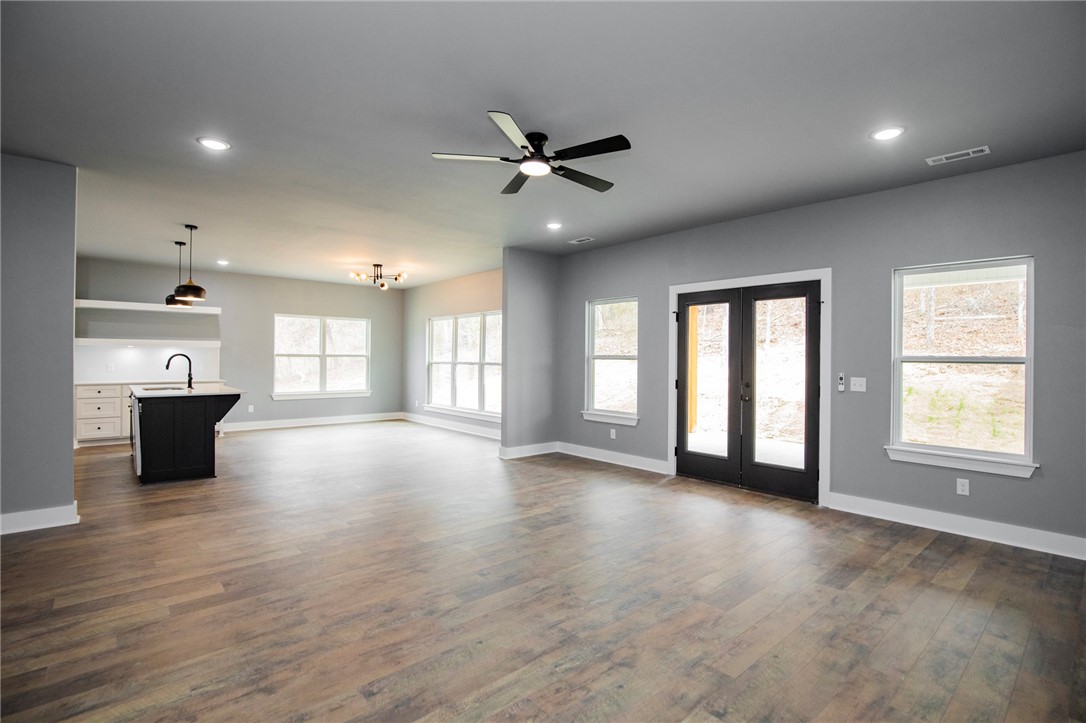 Lands End Sub Bvv - Residential Lease