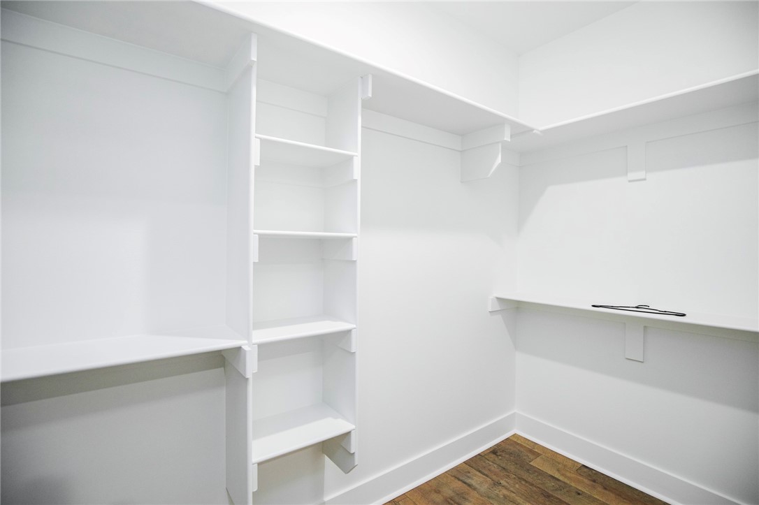 Lands End Sub Bvv - Residential Lease