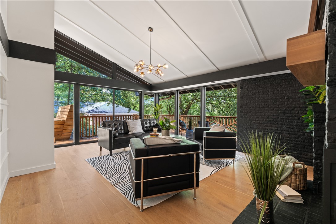 Country Club Terrace - Residential