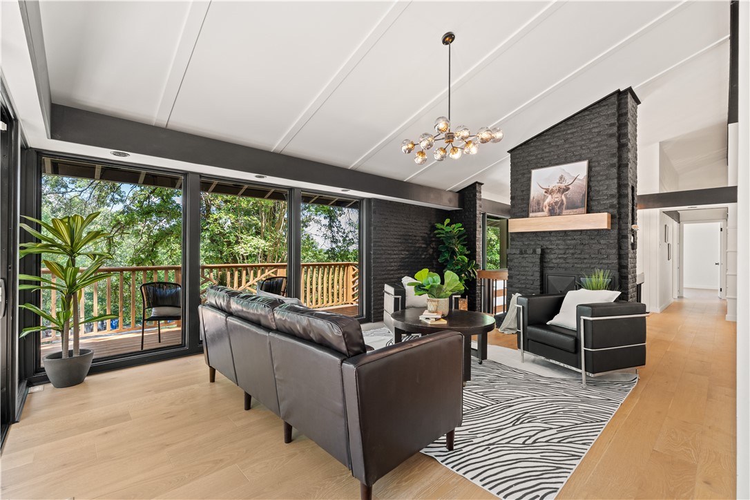 Country Club Terrace - Residential