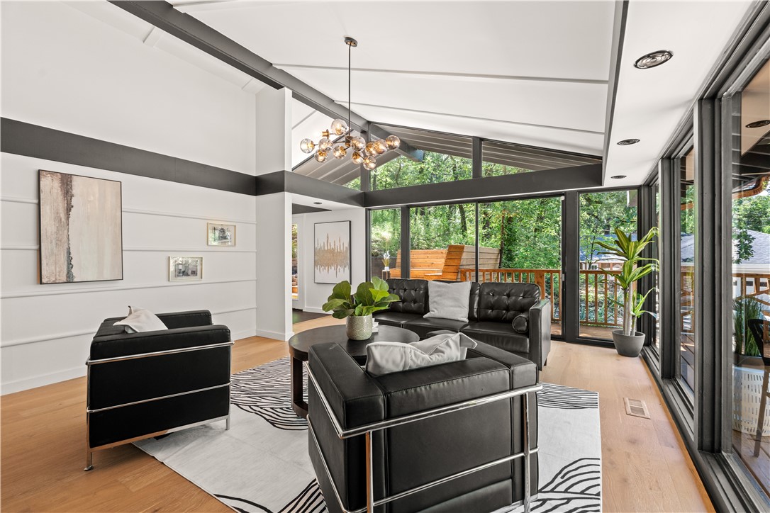 Country Club Terrace - Residential