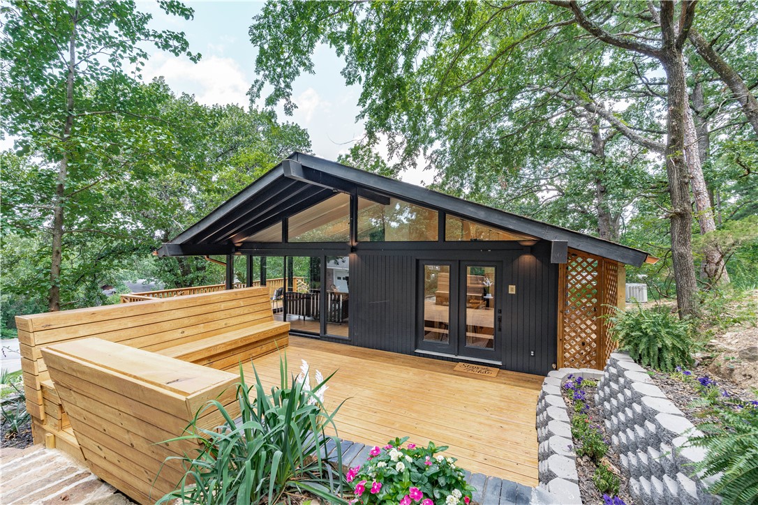Country Club Terrace - Residential