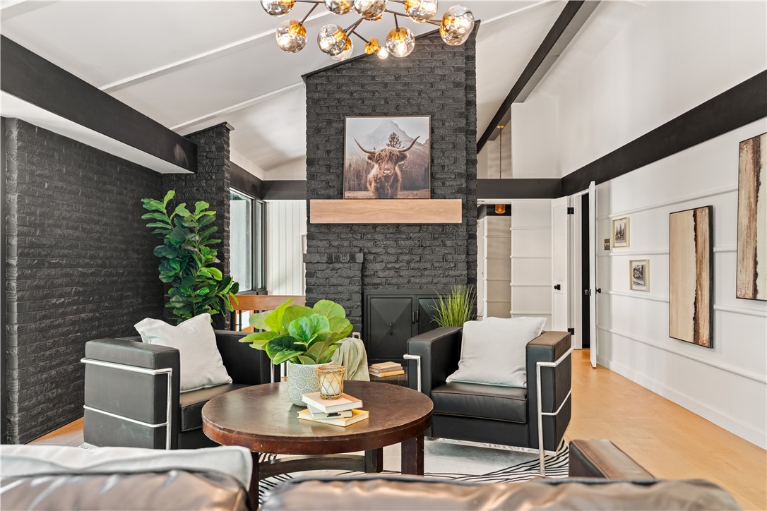 Country Club Terrace - Residential