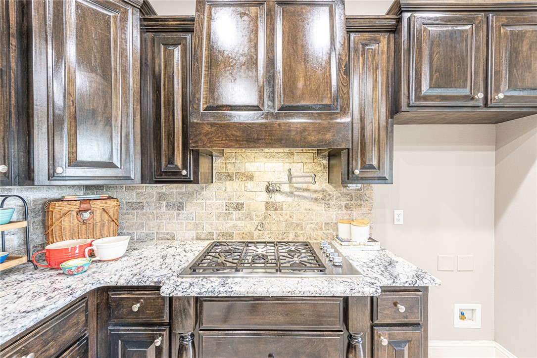 Waterford Estates At Hissom Ranch - Residential