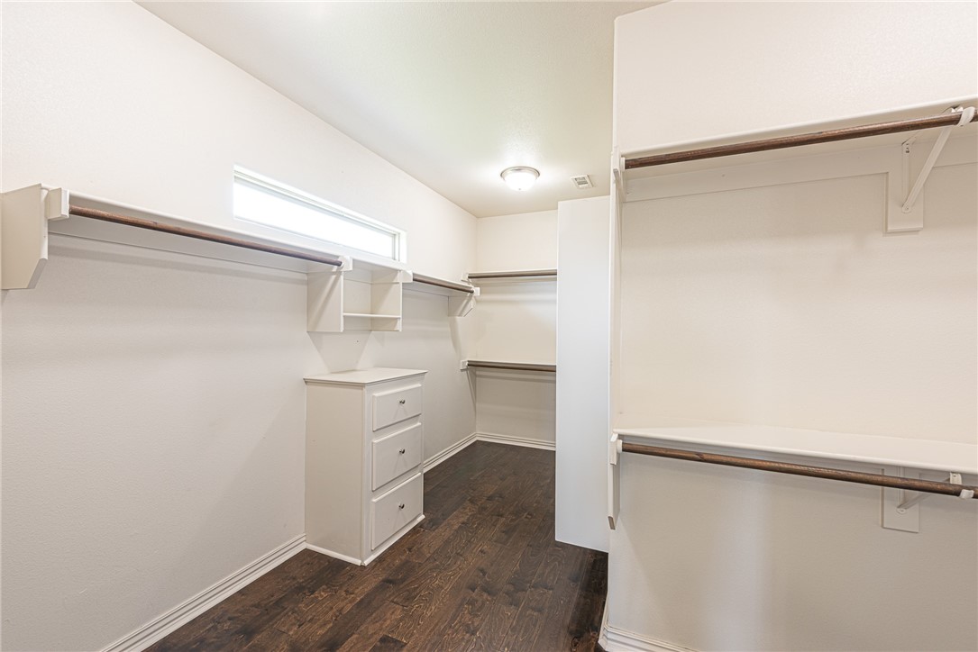 Waterford Estates At Hissom Ranch - Residential