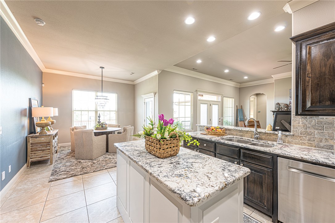 Waterford Estates At Hissom Ranch - Residential