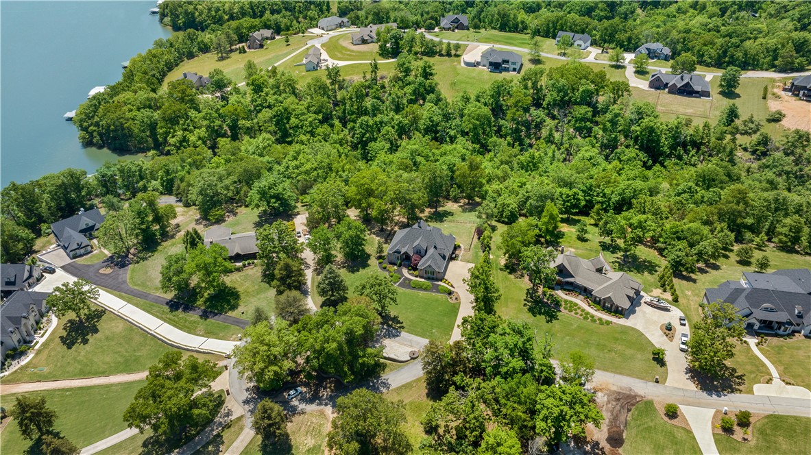 Estates Of Lakeway - Residential