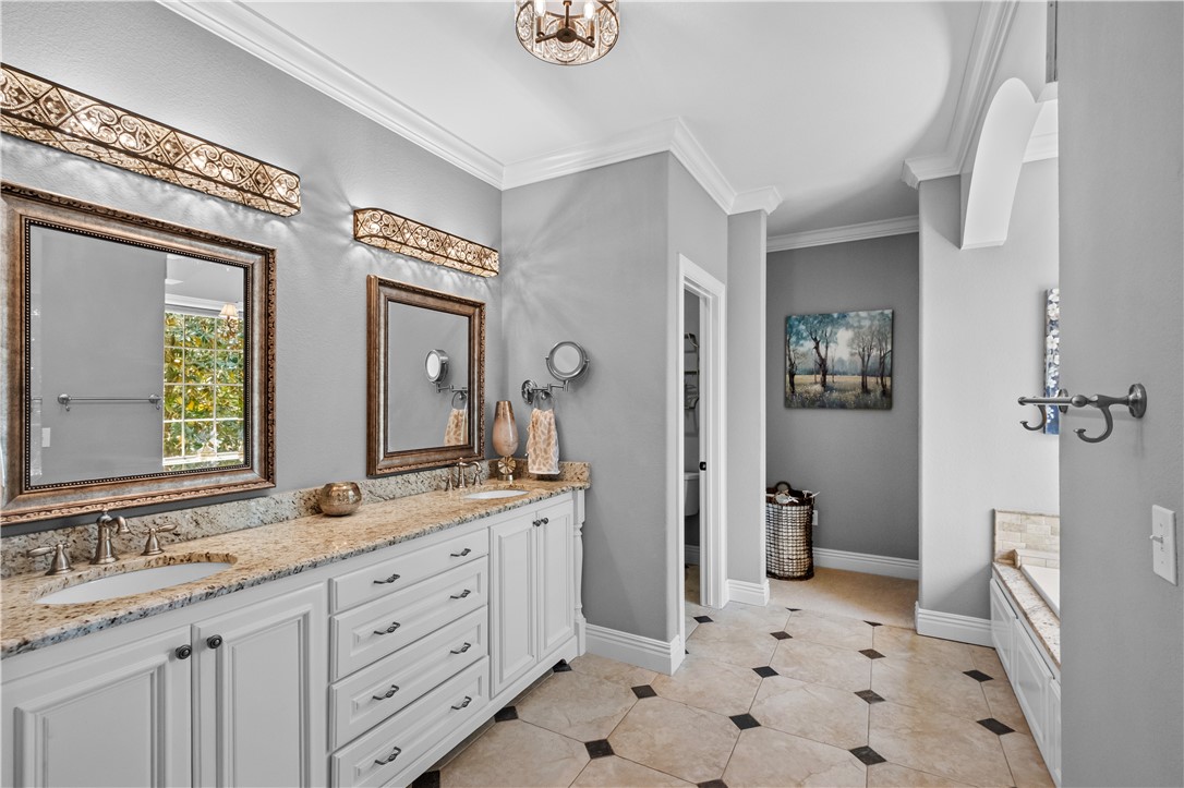 Estates Of Lakeway - Residential