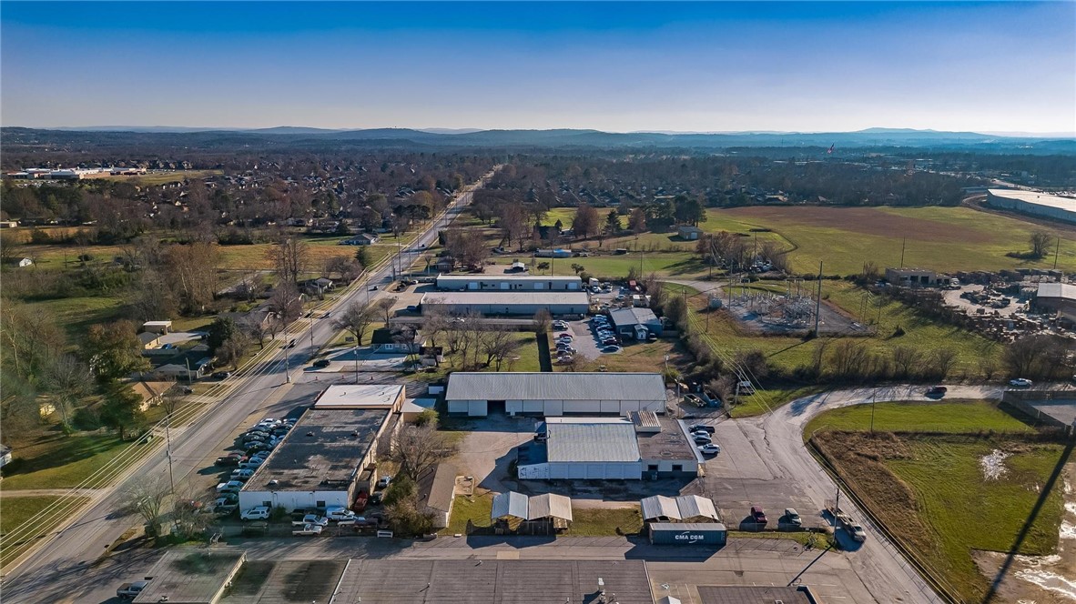 Springdale Outlots - Commercial Lease