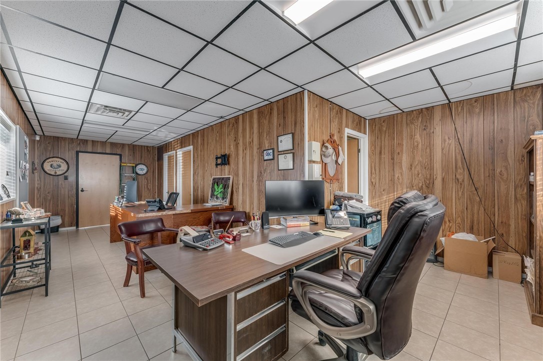 Springdale Outlots - Commercial Lease