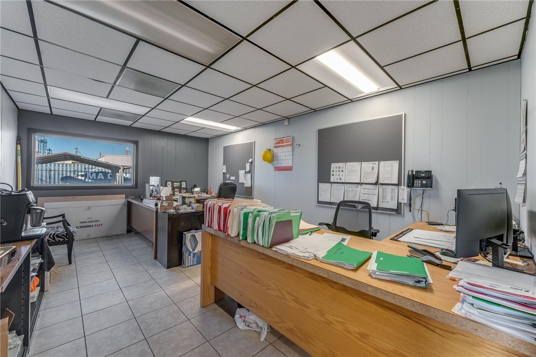 Springdale Outlots - Commercial Lease