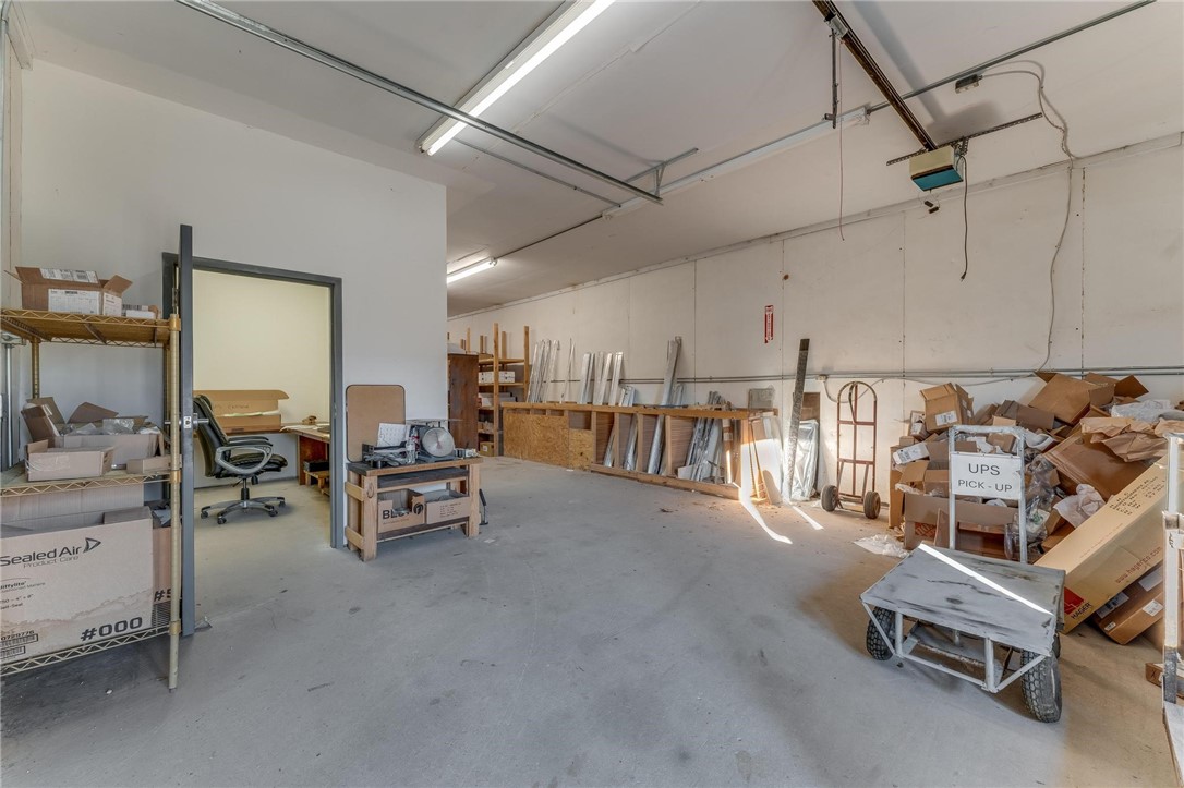 Springdale Outlots - Commercial Lease