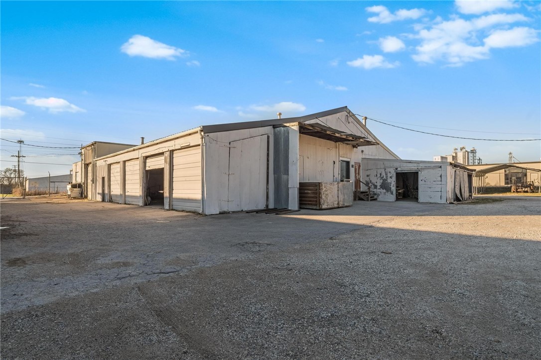 Springdale Outlots - Commercial Lease
