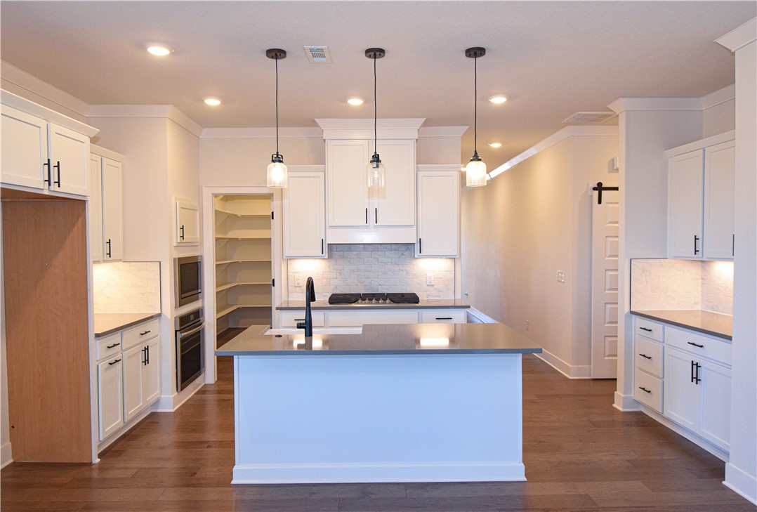 Seminole Park Sub Rogers - Residential