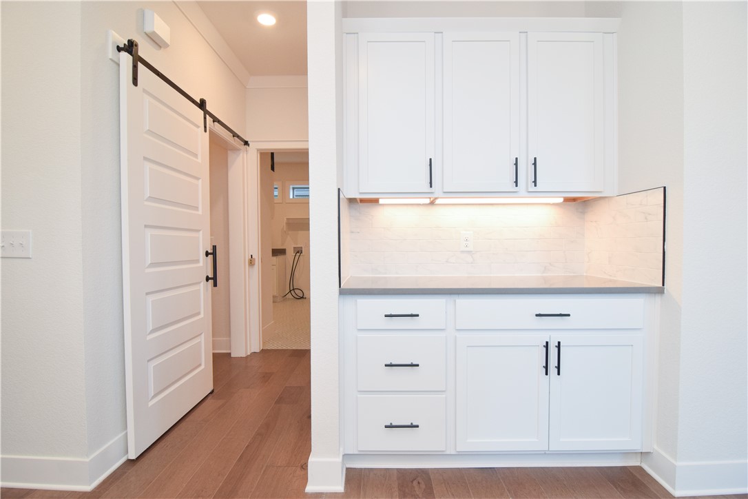 Seminole Park Sub Rogers - Residential