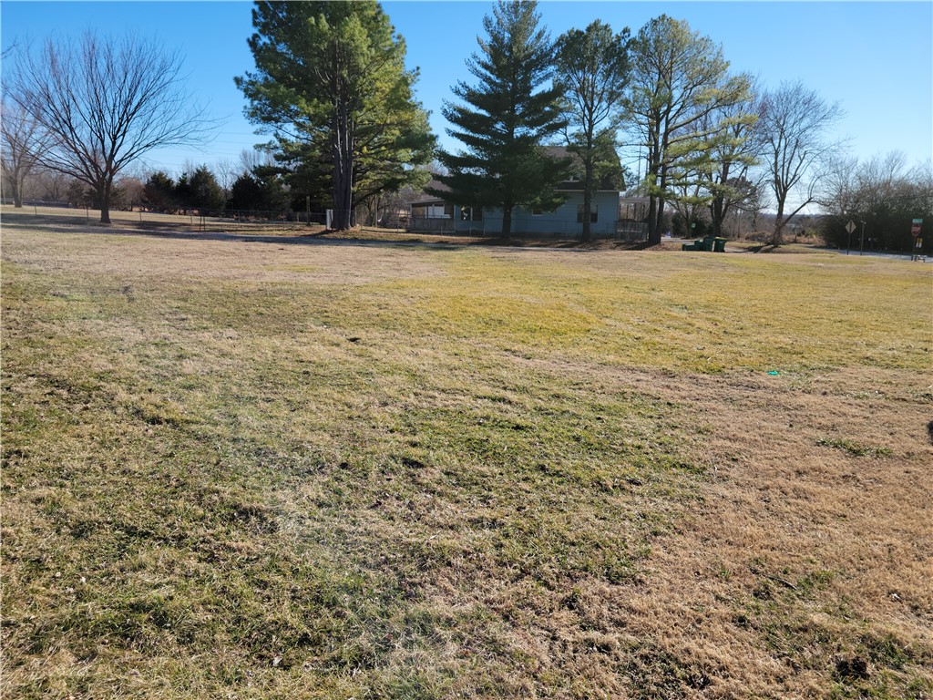 19-18-29-SPRINGDALE - Residential Lease
